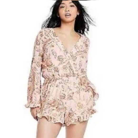 Agua Bendita for Target Blush Pink Faux Wrap Floral Ruffle Romper Size XL 3X NWT - Picture 1 of 9